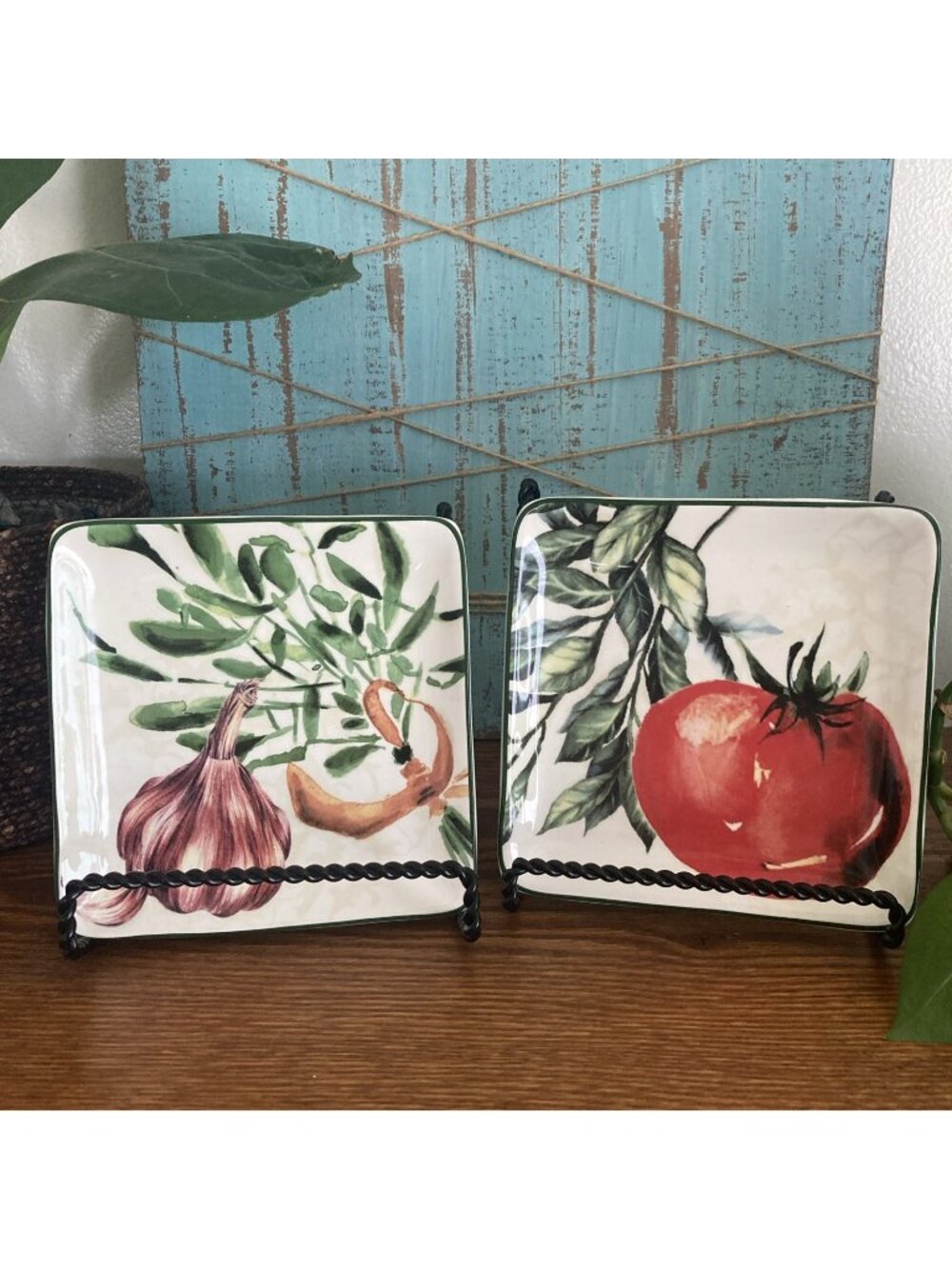 Pier 1 Imports Fresco Ironstone Salad Bread Plates Set of 2 Tomato Garlic 6"